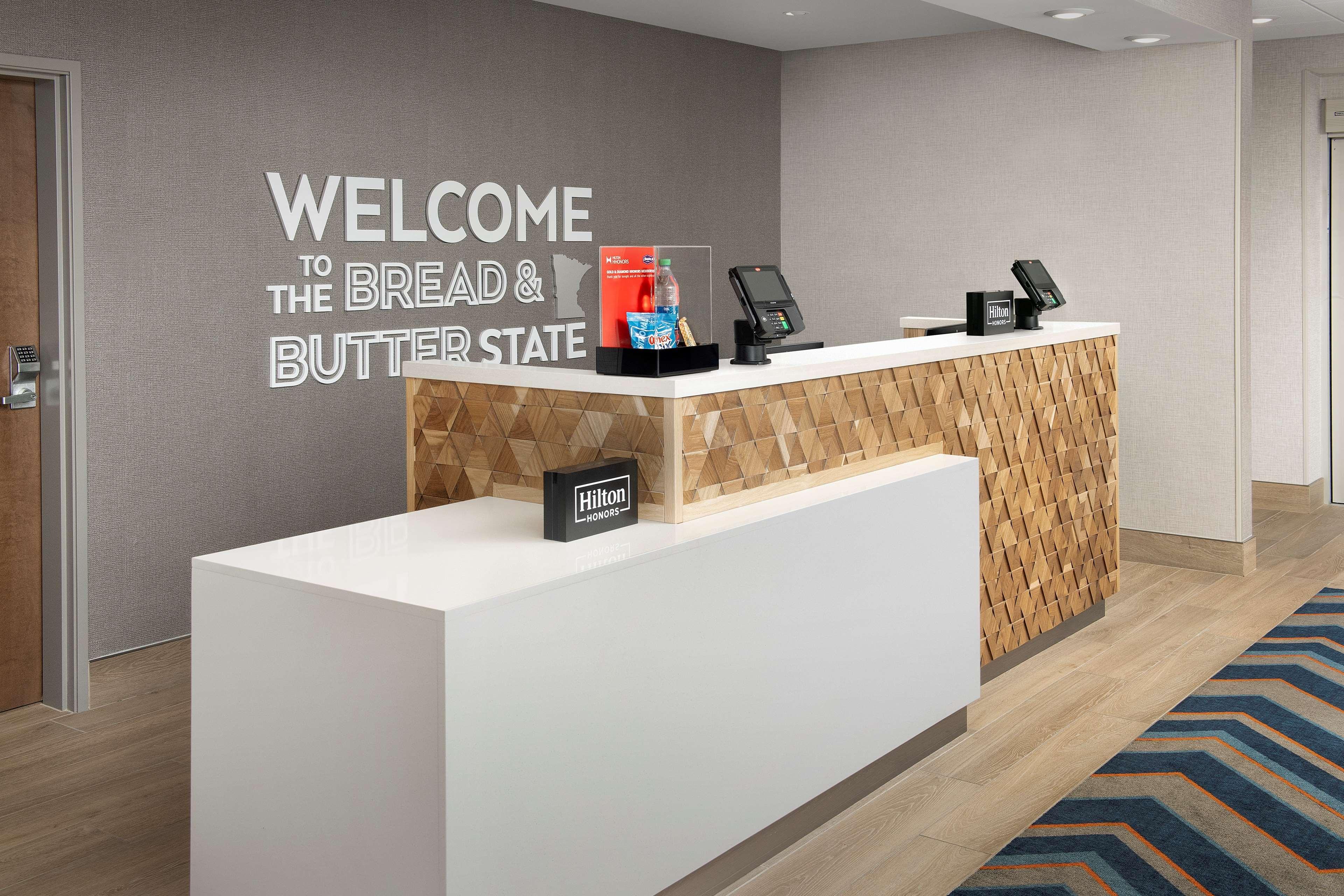 Hampton Inn Warroad, Mn Экстерьер фото
